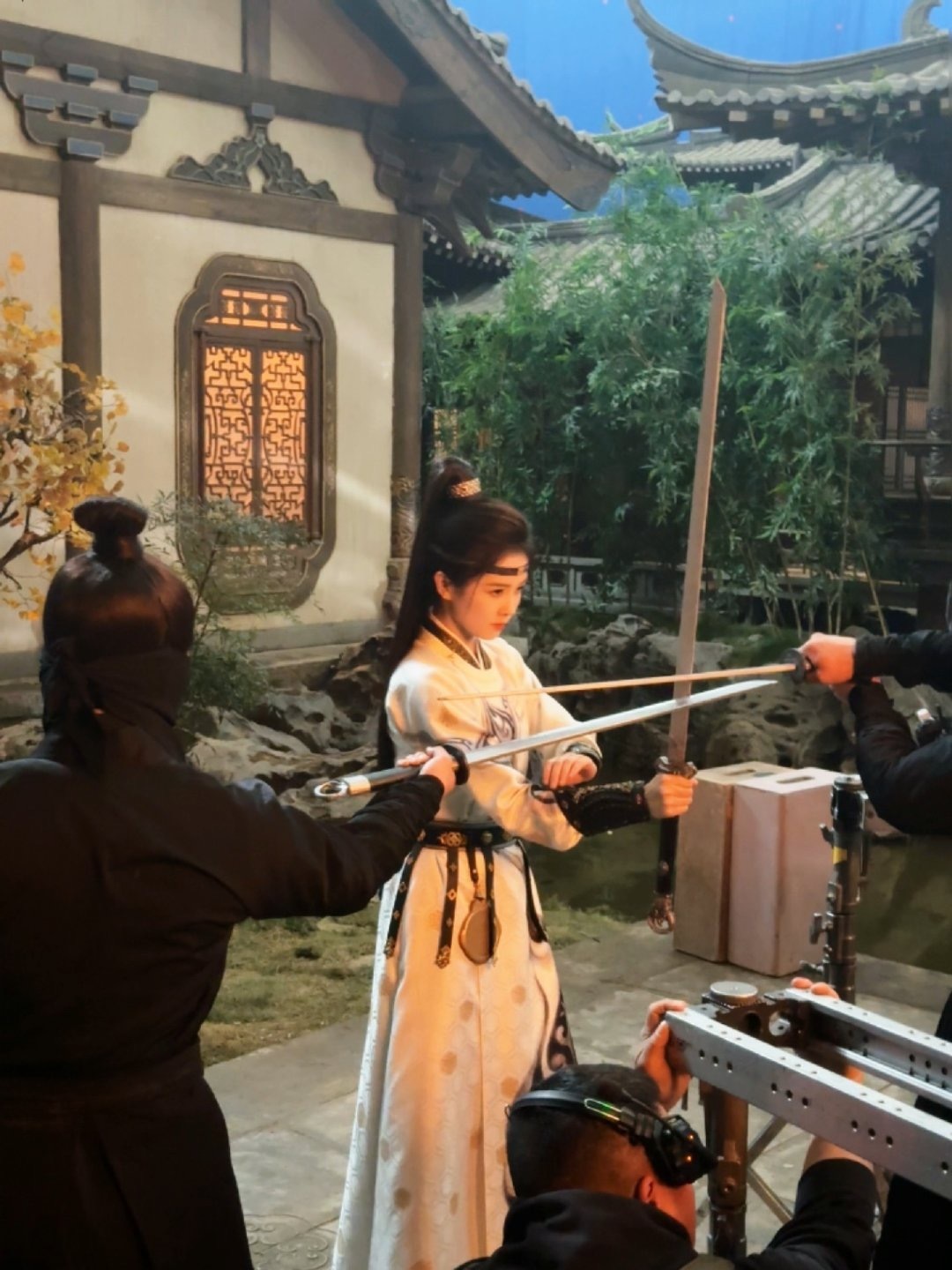 白鹿唐宫奇案李佩仪的仪点日常live图来啦！这也太帅了吧！