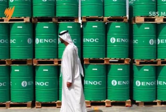 事先压根没跟石油 “大哥” 沙特提前协商，阿联酋突然高调官宣，5 月 1 日正式