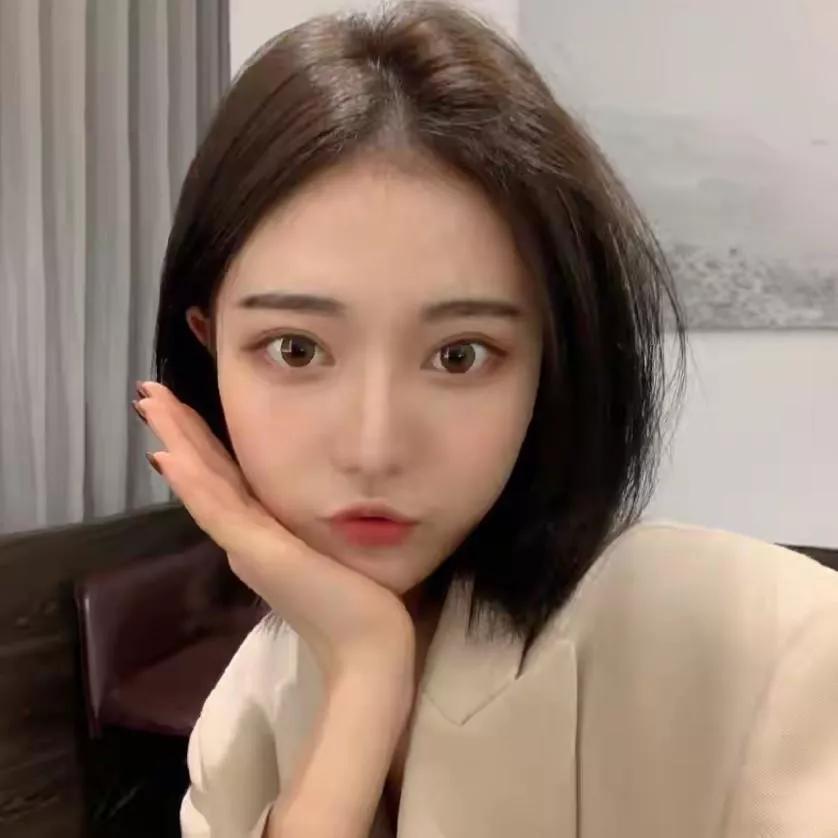 沉静如水，优雅如画，静待花开让岁月优雅静好 淡然之态 温婉高级 温婉眸光 时光里