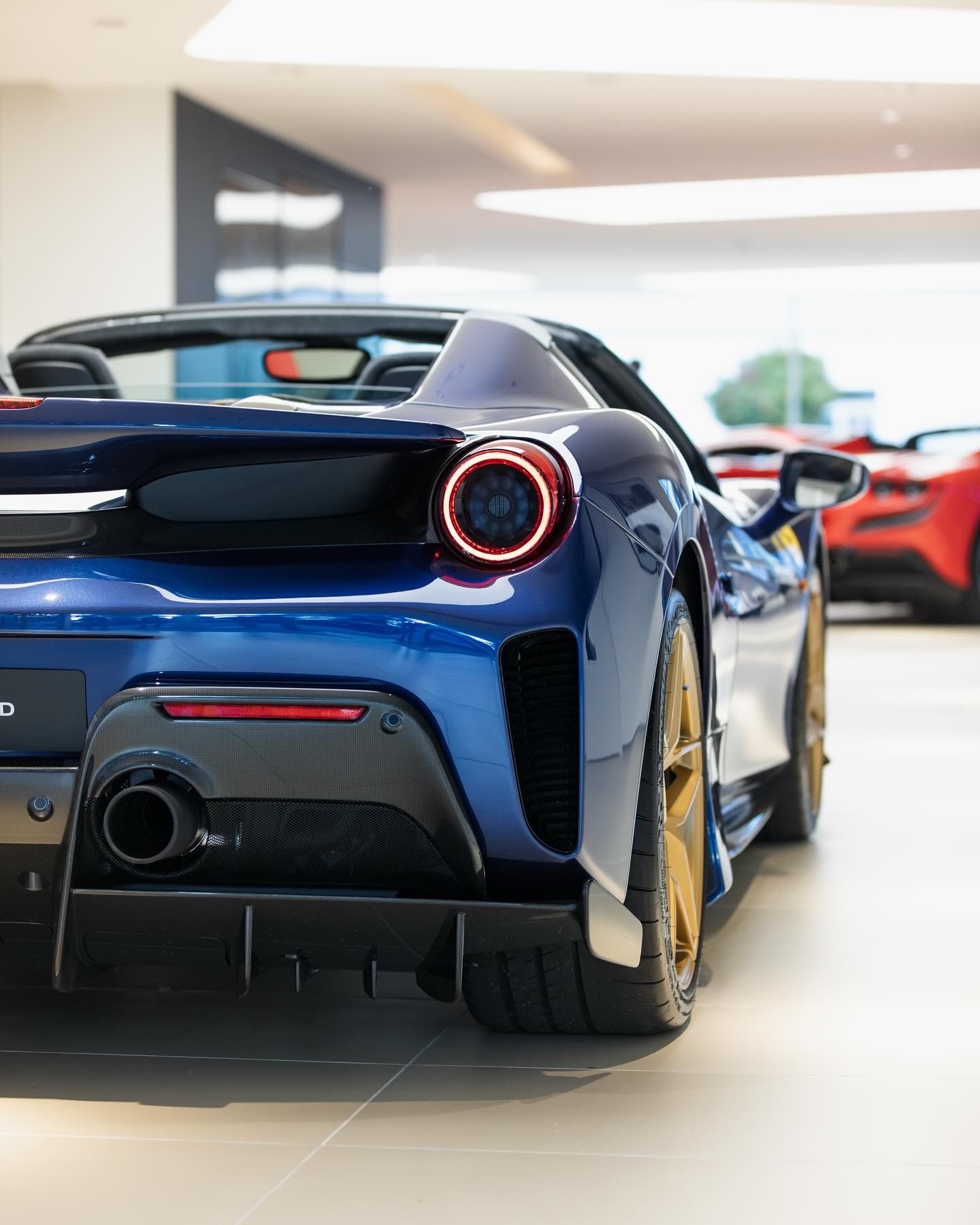 Ferrari 488 Pista Spider Tailor MadeBesp