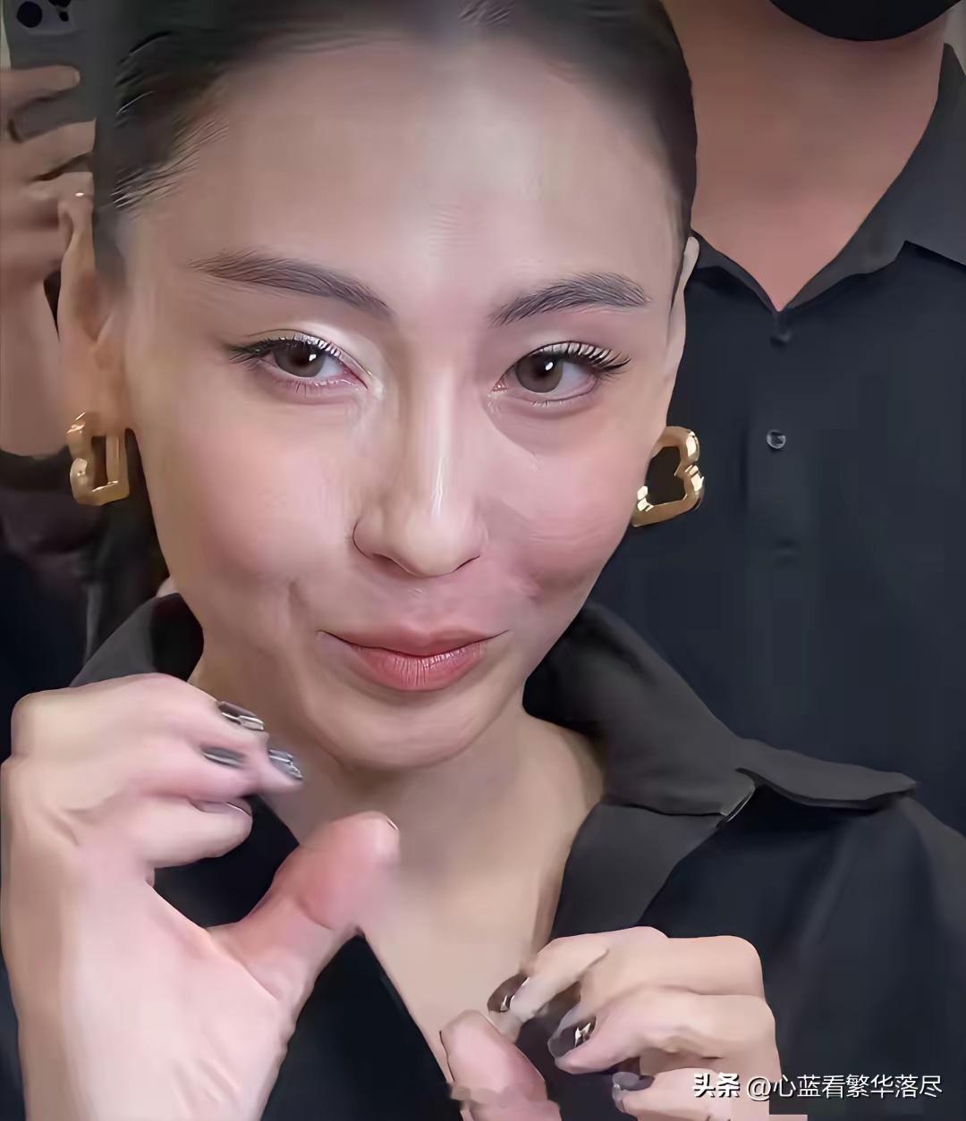 我的天啊！如果没人告诉我这是张柏芝现在的样子，我是真的不敢相信眼前的这个女人竟然