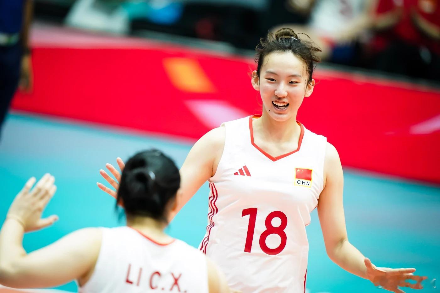 中国女排单琳倩近日，单琳倩在接受国际排联访谈时表示：在球场之外，她更喜欢慢节奏的