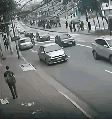 这种情况该怎么定责呢？