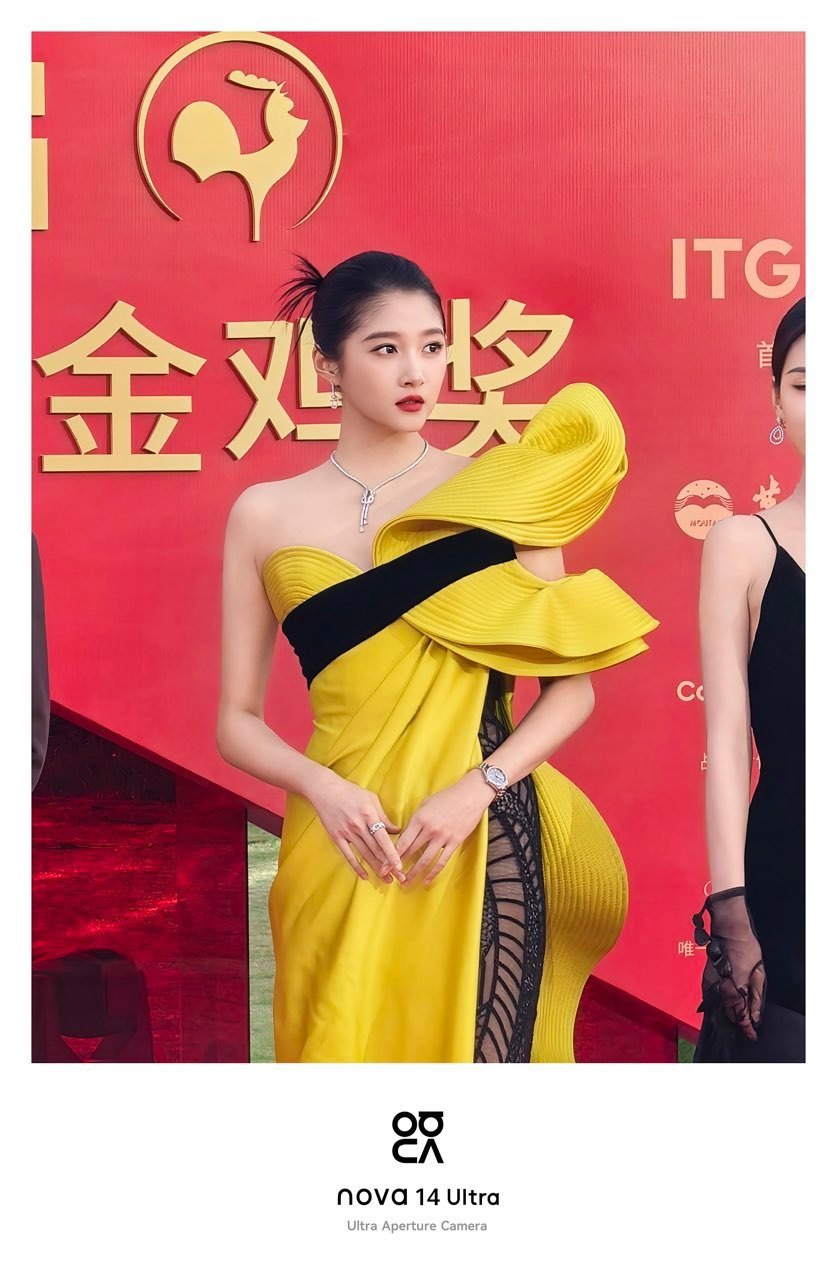 关晓彤金鸡奖造型图金鸡奖关晓彤生图关晓彤金鸡奖妆造 关晓彤金鸡奖造型杀疯了！红毯