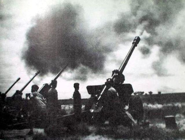 1958年，毛主席下令炮击金门，不小心炸死两个美国顾问，美国得知后率大军压境，指