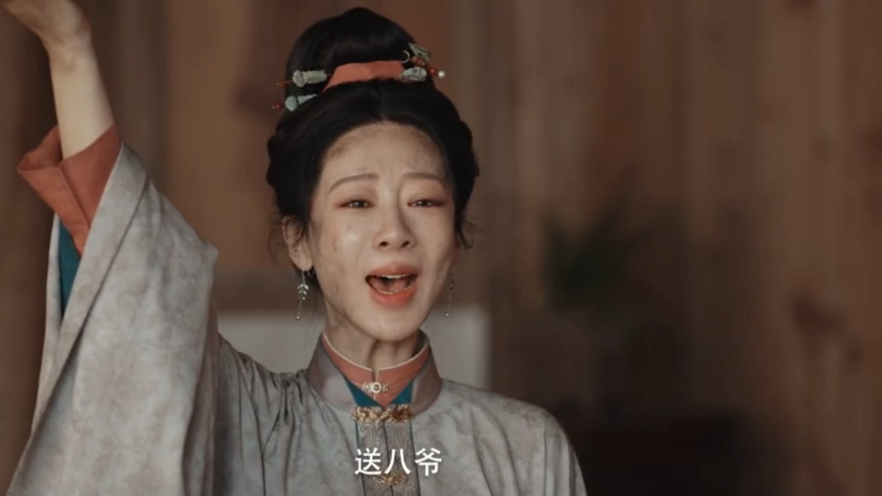 家业里单给女主一人开的大磨皮没觉得很突兀吗？跟其他演员完全不一个图层，一点儿原生