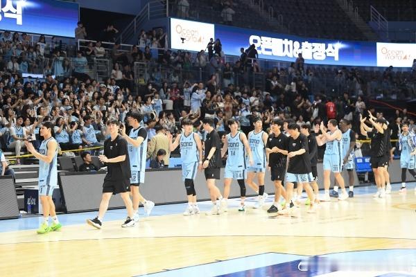 KBL季前赛：DB101:83大胜三星亨利·阿伦森（19分） 、伊桑·阿尔瓦多（