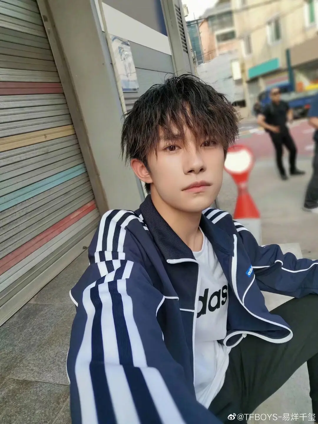 易烊千玺 每日分享 社恐内向腼腆文静小男孩 宝藏男孩儿