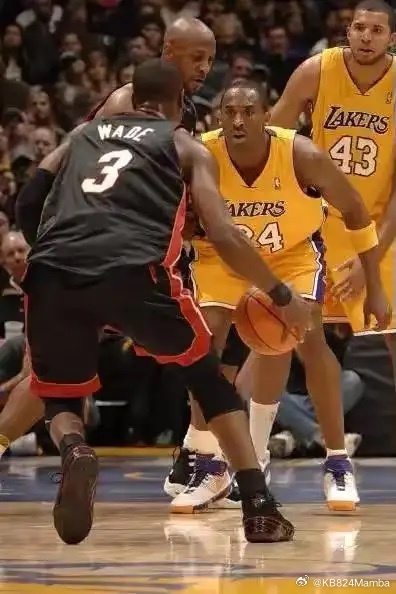 科比与韦德正面对抗，高手过招，惺惺相惜！科比KobeBryant韦德