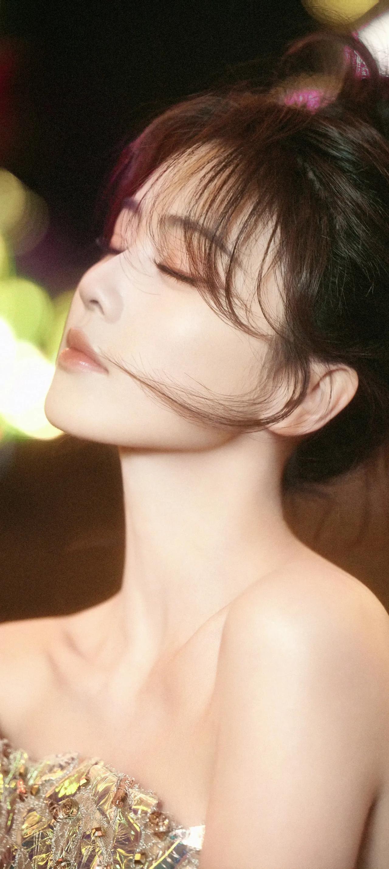 #女明星谁最美# #惊艳女神# #哪位女神惊艳＃# #白鹿#
达人推荐 女主角唇