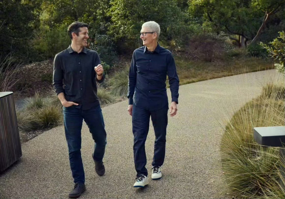 库克不再担任苹果ceo Tim Cook宣布John Ternus担任下一任苹果