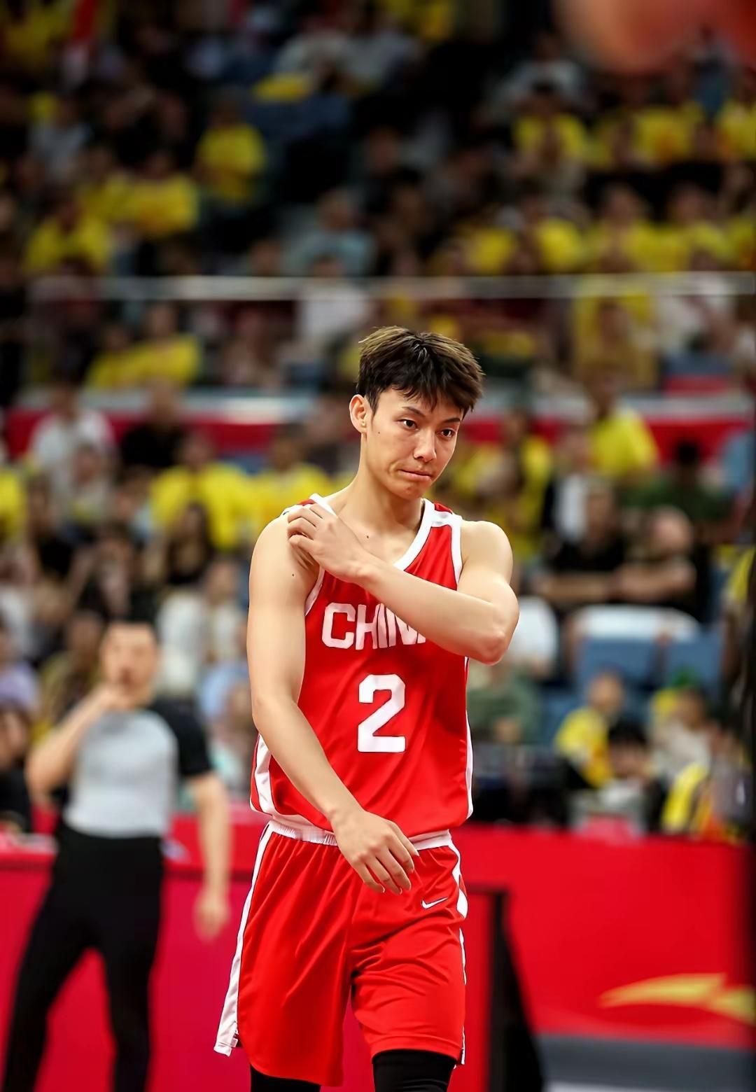 非常遗憾！徐杰最终因为伤病的原因，无缘本次国家队。
这次中国男篮出征日本，徐杰不