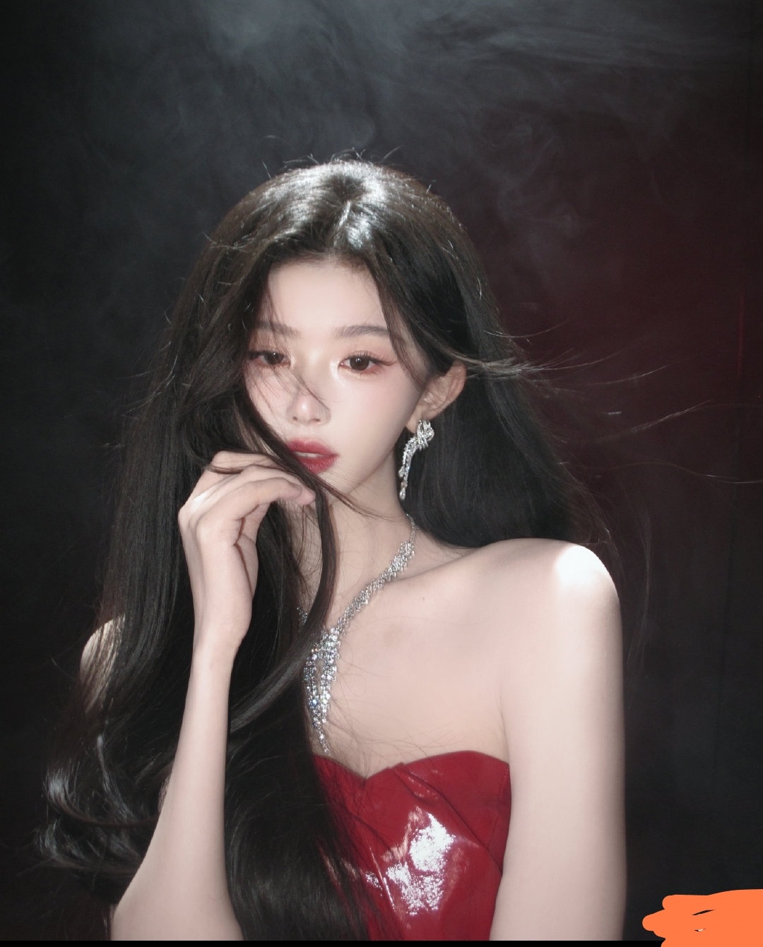 孔雪儿女明星团队能不能靠谱点啊？孔雪儿，这几张照片乍一看都挺好，但是仔细一瞅，哪