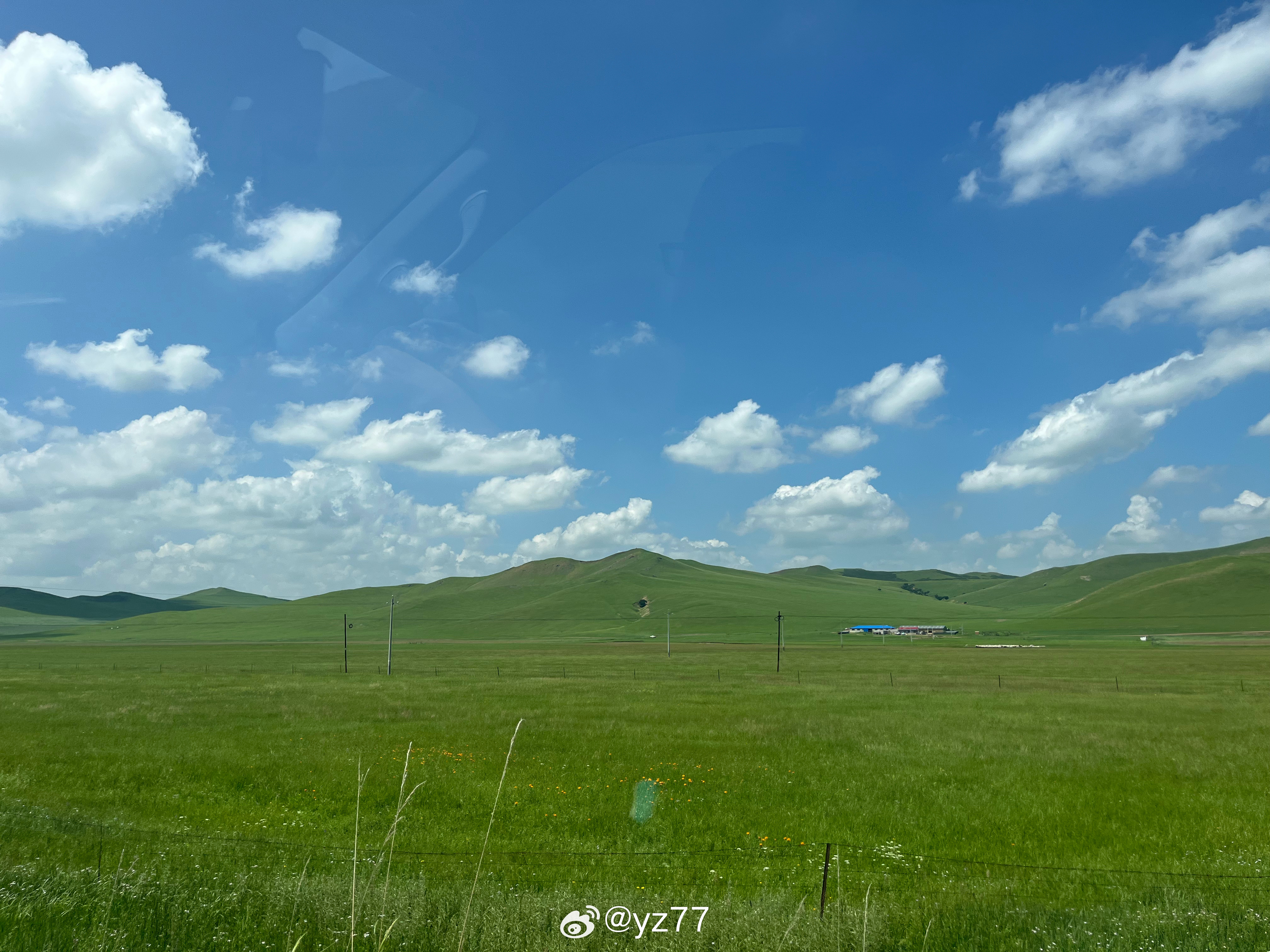 现在国内路上理想i6好多啊，好看好开也好用，我要在国内也想买这个yz77聊车