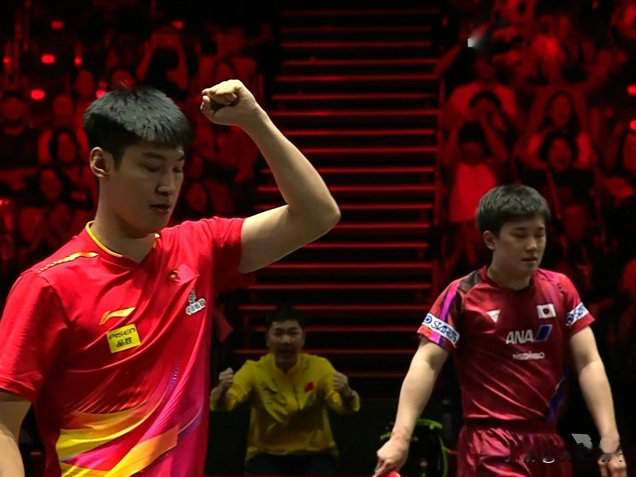 薛飞力克张本蒯曼又输削球
北京时间1月17日，2026年WTT多哈球星挑战赛，薛