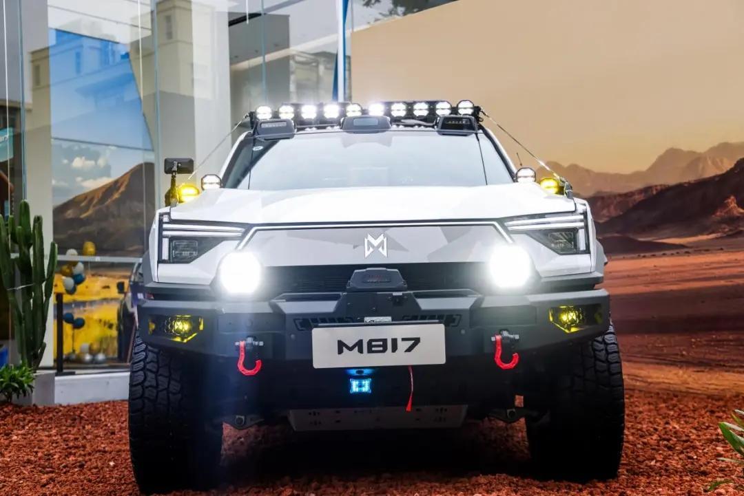 猛士科技CEO万良渝指出，传统越野车的日常使用始终被三大核心痛点所困扰，让不少热