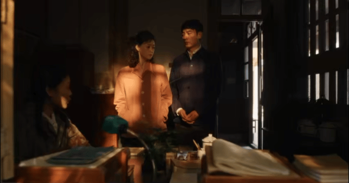 李人骏郑雅萍前世情人今生敌手以法之名 看到李人骏和郑雅萍互相对抗，真不禁想问：是
