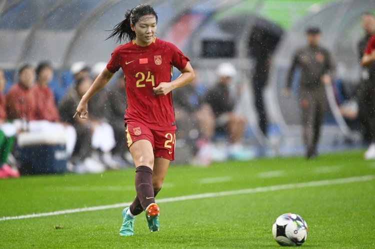 #U20女足亚洲杯开门红# U20女足亚洲杯小组赛首轮，中国队3-0战胜越南队，