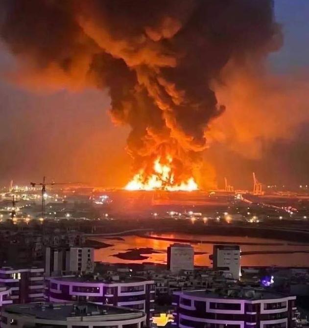 战争进入第四天，伊朗向全世界发出了3个强烈信号，真正的暴风雨还在后头，特朗普确实