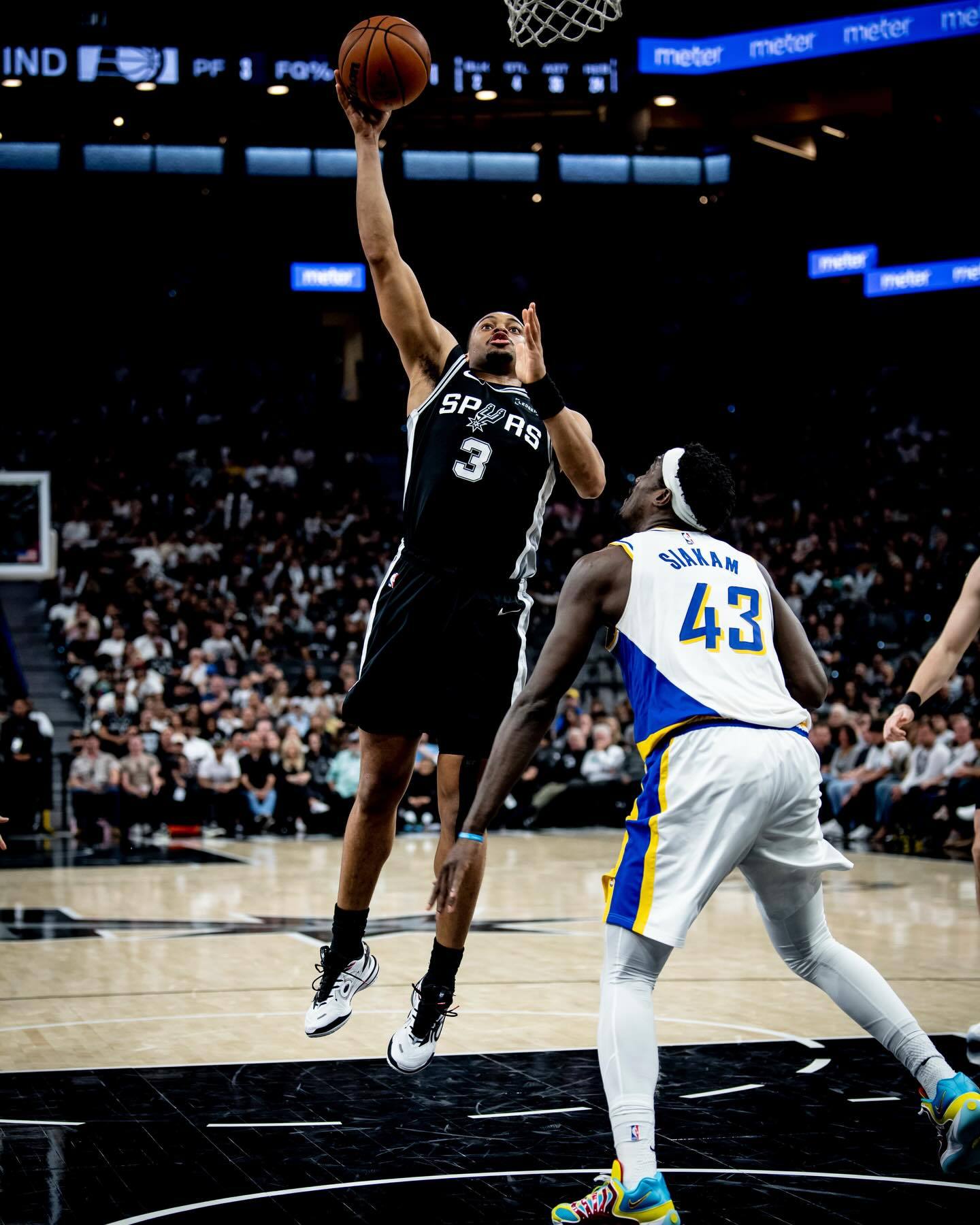 🔥继续高歌猛进！！马刺大胜步行者喜提五连胜 近23场豪取21胜2负！！马刺送步