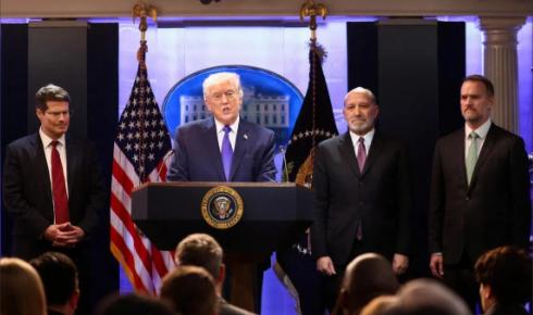 特朗普今天谈关税，再次拿中国说事：“我们几乎被世界上每一个国家薅羊毛、占便宜。他