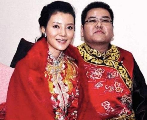 2009年，李兆会在“天上人间”花费880万，将全场宾客的单都买了。最后他因为高