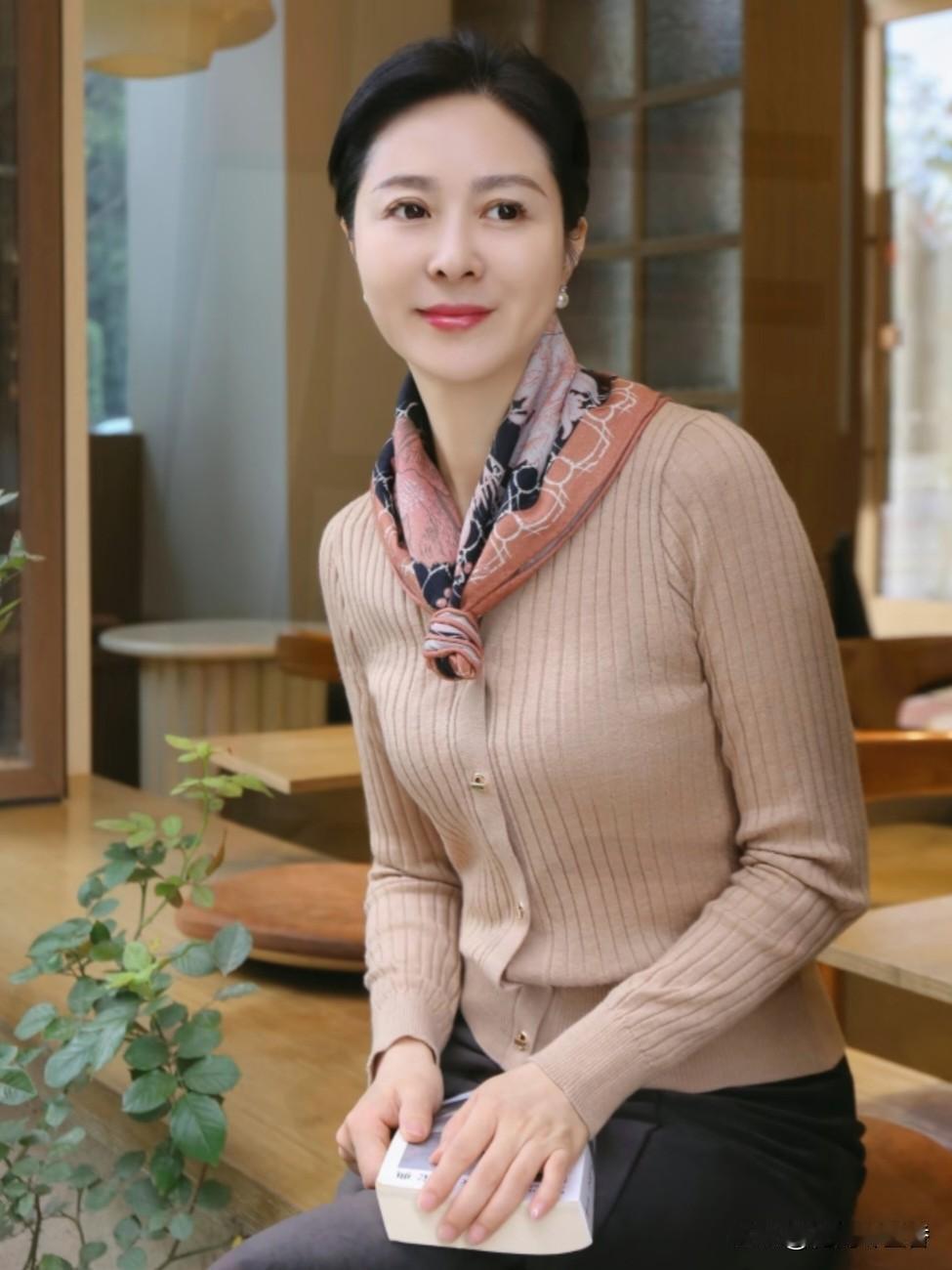 一个成熟的女人,都有什么标志呢?一个女人真正成熟，不是年纪变大，而是心态活通透了
