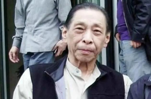 1991年，杜月笙的儿子杜维善来到北京，打算收回父亲购置的四合院，但住户拒不承认