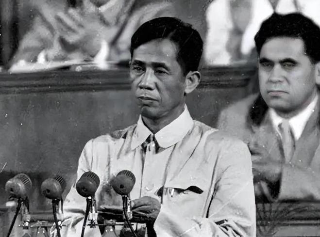 越南扔掉26万"垃圾"，中国捡回千亿财富。1978年，越南做了一个让他们后悔半个