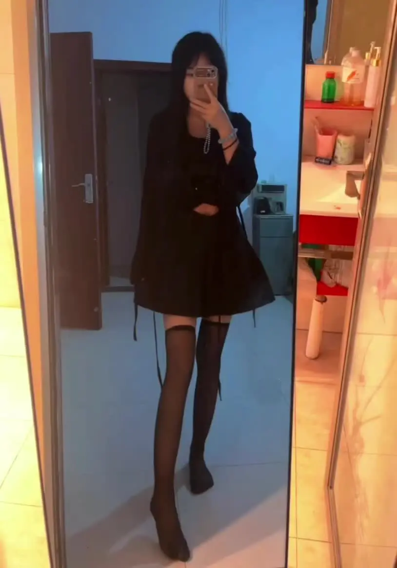 原相机对镜拍系列 ootd穿搭 live原相机 尝试一个新look 假...