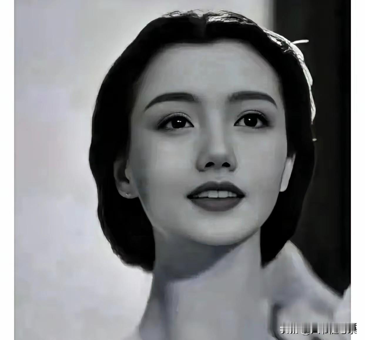 看到知名作家卡夫卡和王小波两段话！卡夫卡说:人活着就两件事，让肉体健康，让灵魂自