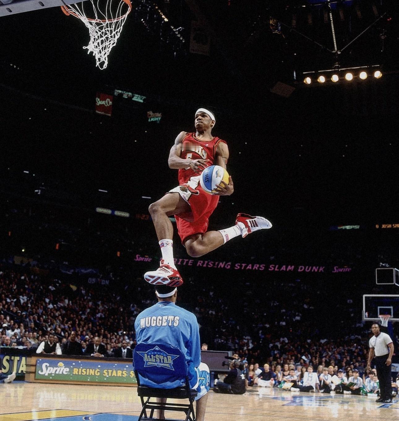 篮天下NBA扣篮大赛回顾 | 2000sImages via sportsrel