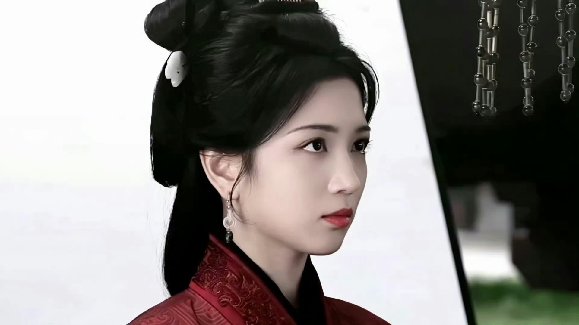 代露娃成我家那闺女新闺女终于等到新闺女正式官宣！还蛮好奇代露娃私下的状态和性格，