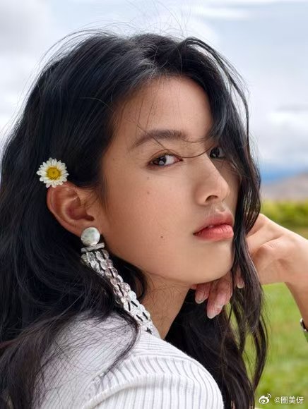 今天这场发布会真的刷新了对移动影像的认知，原来手机影像还能这么玩。从相机逻辑出发