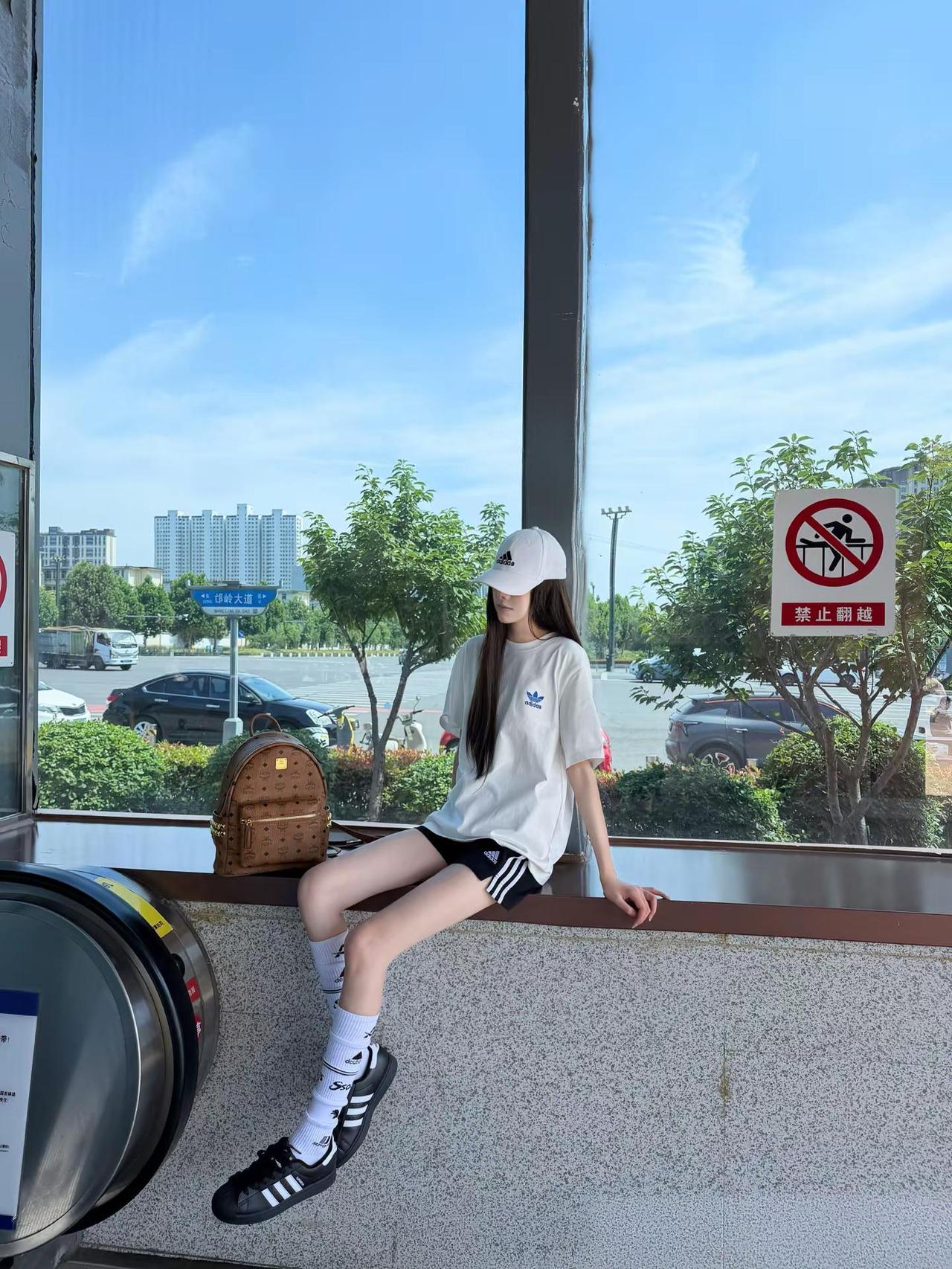 你恨我有啥用 喜欢我的人那么多阿迪达斯
