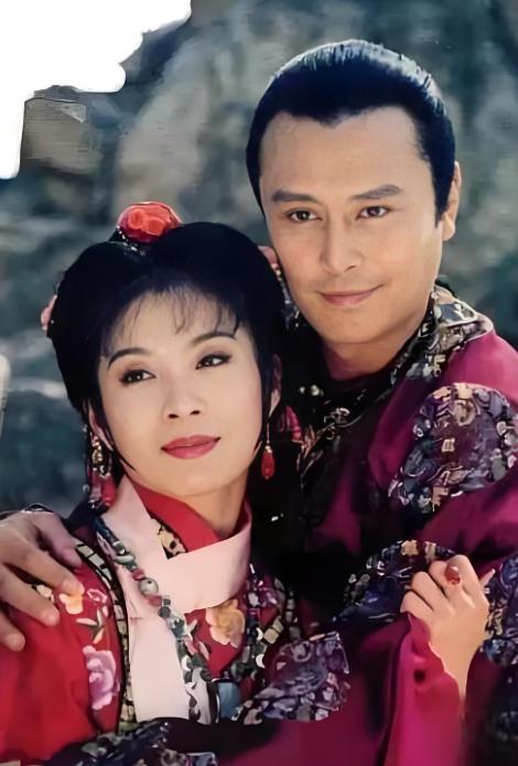 谢贤苏有朋，同时演过琼瑶和金庸剧的男主，为何感情生活都挺坎坷？
随着老戏骨谢贤离
