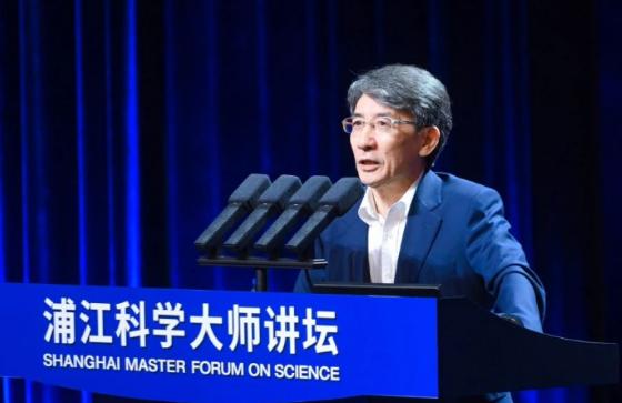 薛其坤落选2026年诺奖是个危险的信号。往年都是西方用诺奖给中国科研立标杆，今年