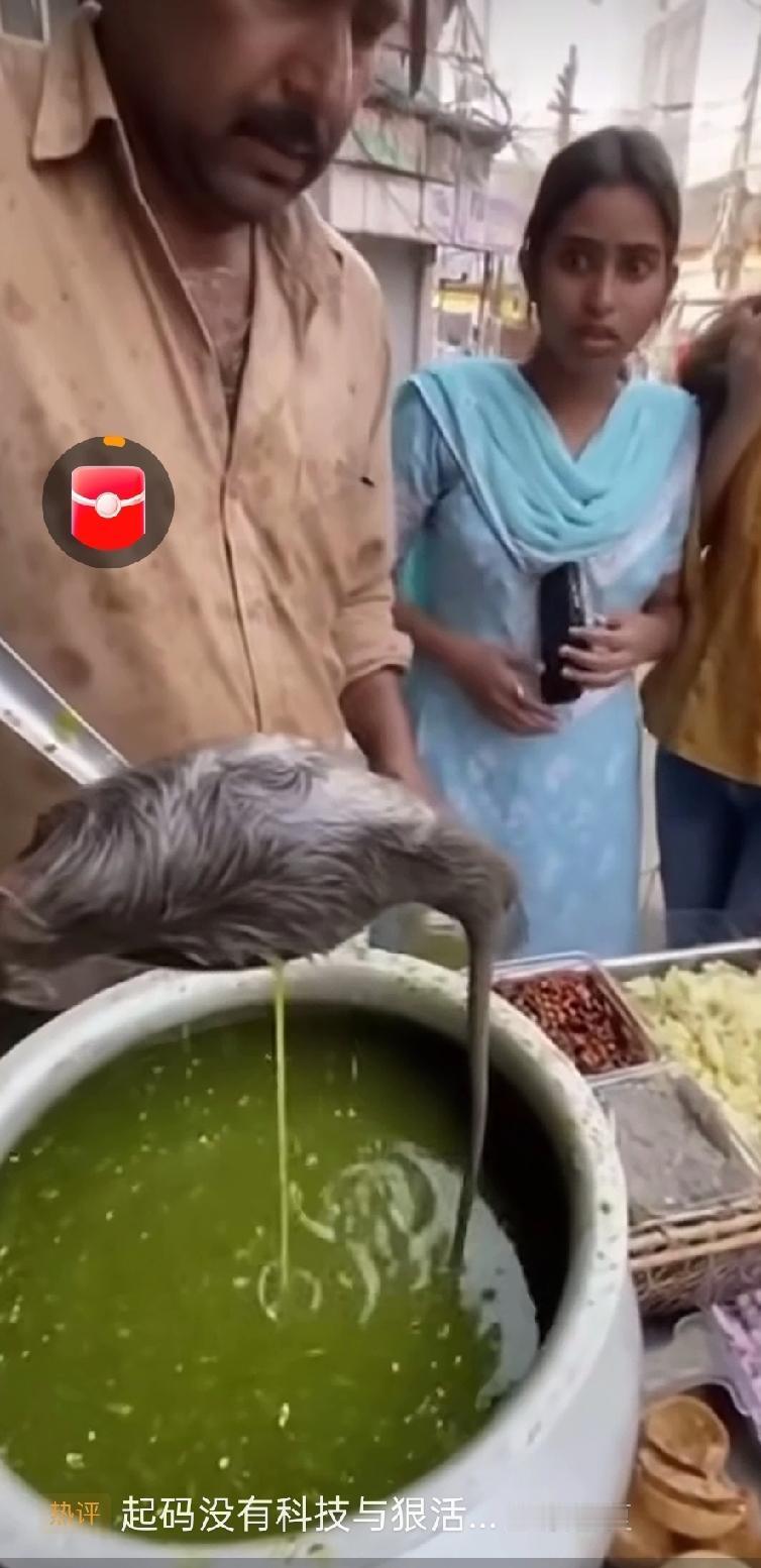 看到印度美食各种花花绿绿，各种手脚参与制作的视频，总有一些人阴阳怪气的评论，印度