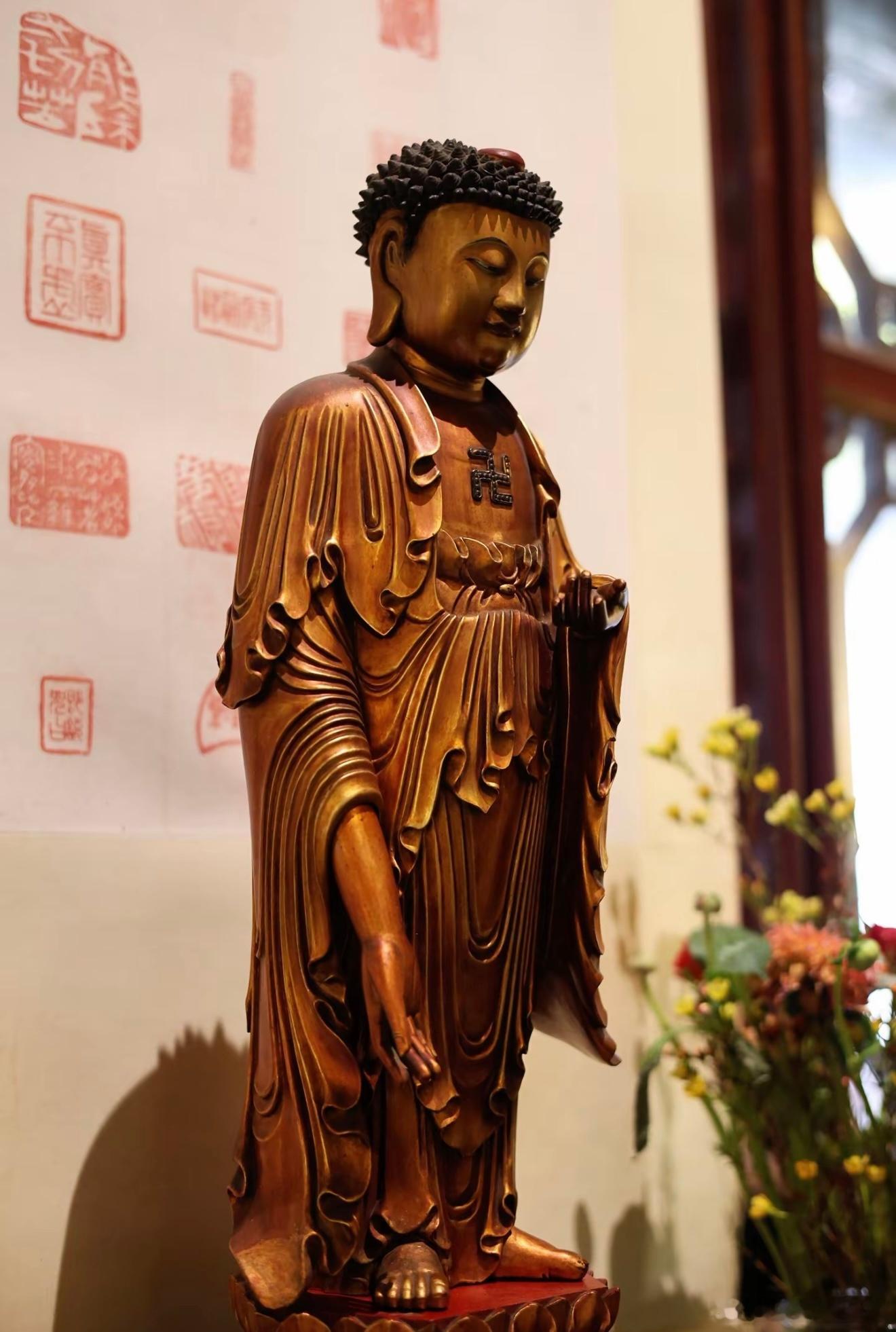 人这一辈子，走过山长水远，见过人来人往，慢慢就会懂得：人生很多事，强求不来；生活
