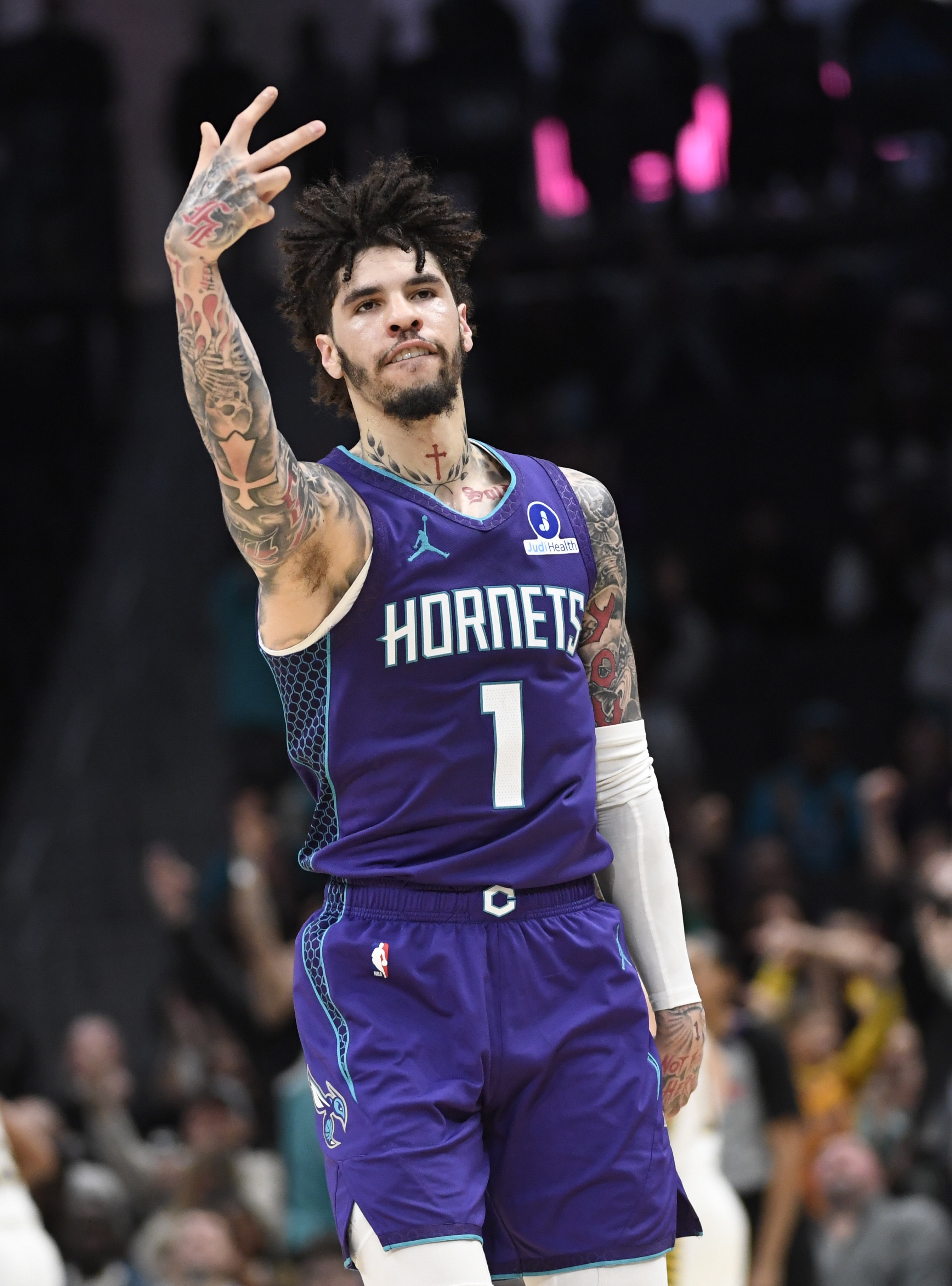 追梦：联盟就该打击摆烂 黄蜂太猖狂了演都不演 竟然让三球替补