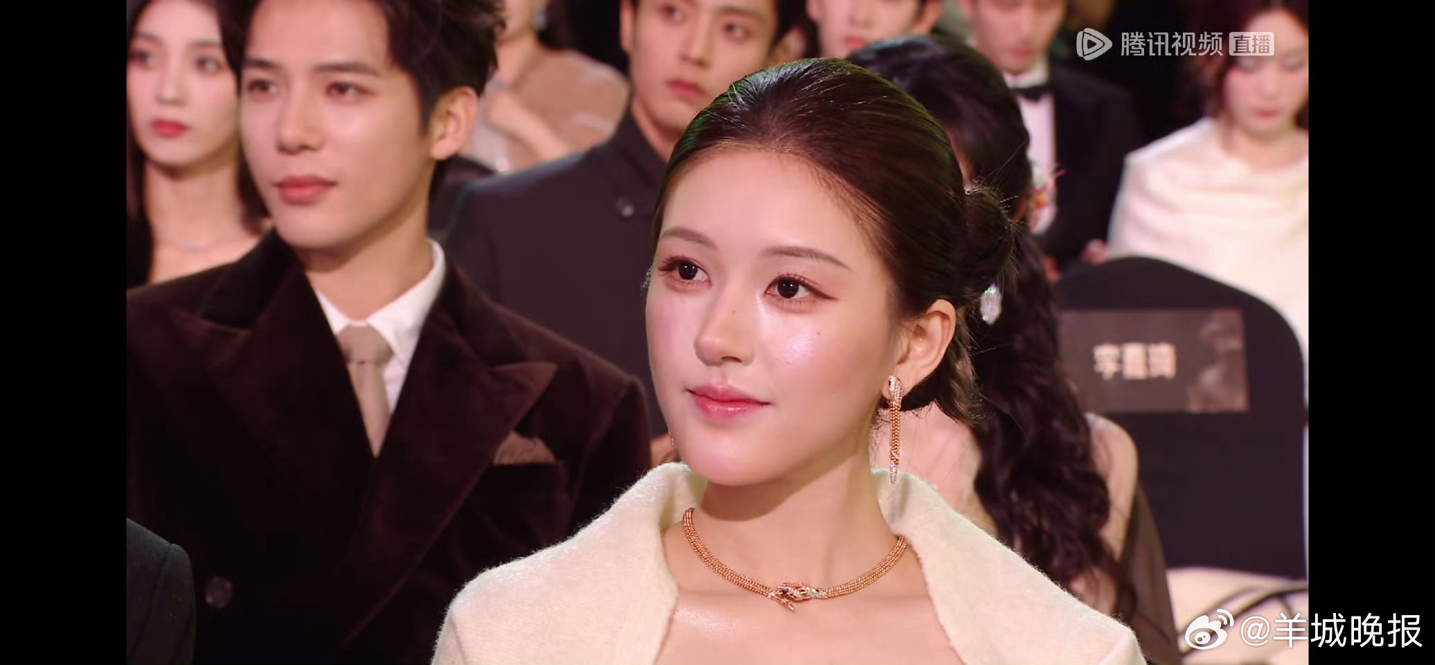 【#星光大赏内场#女明星状态，谁的状态最佳】12月21日，腾讯视频星光大赏在海南