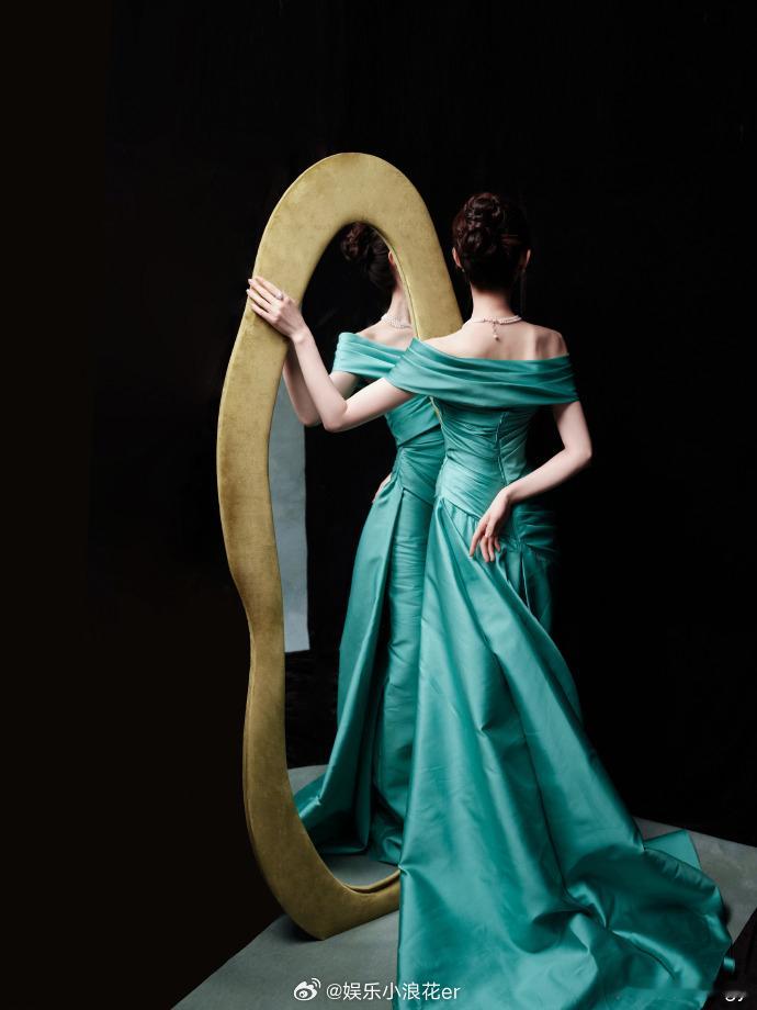 好多个宋轶宋轶绿色长裙 好多美女！ 