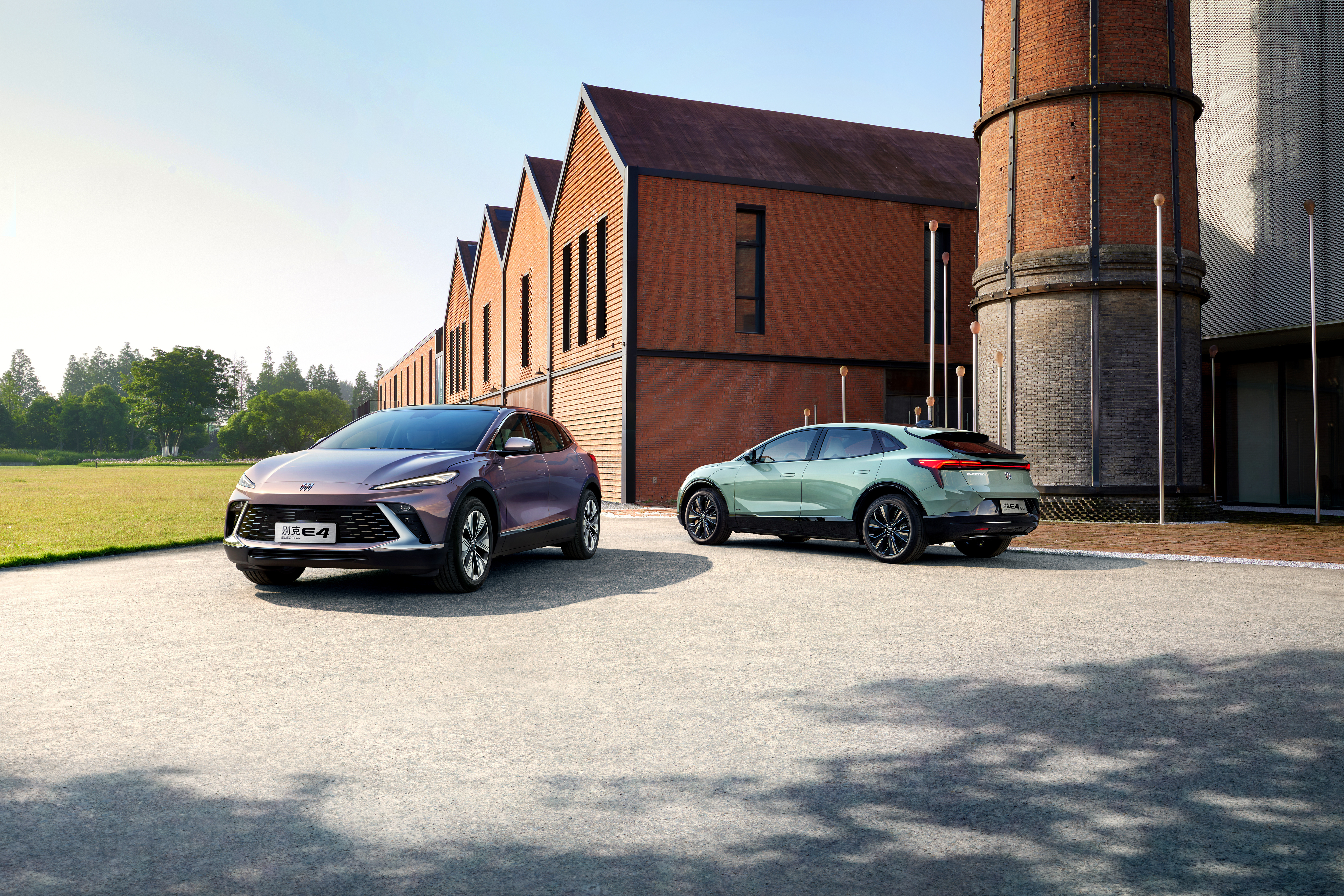 #这个夏天需要长腰美背# 别克E4算是别克PURE Design设计理念最佳诠释