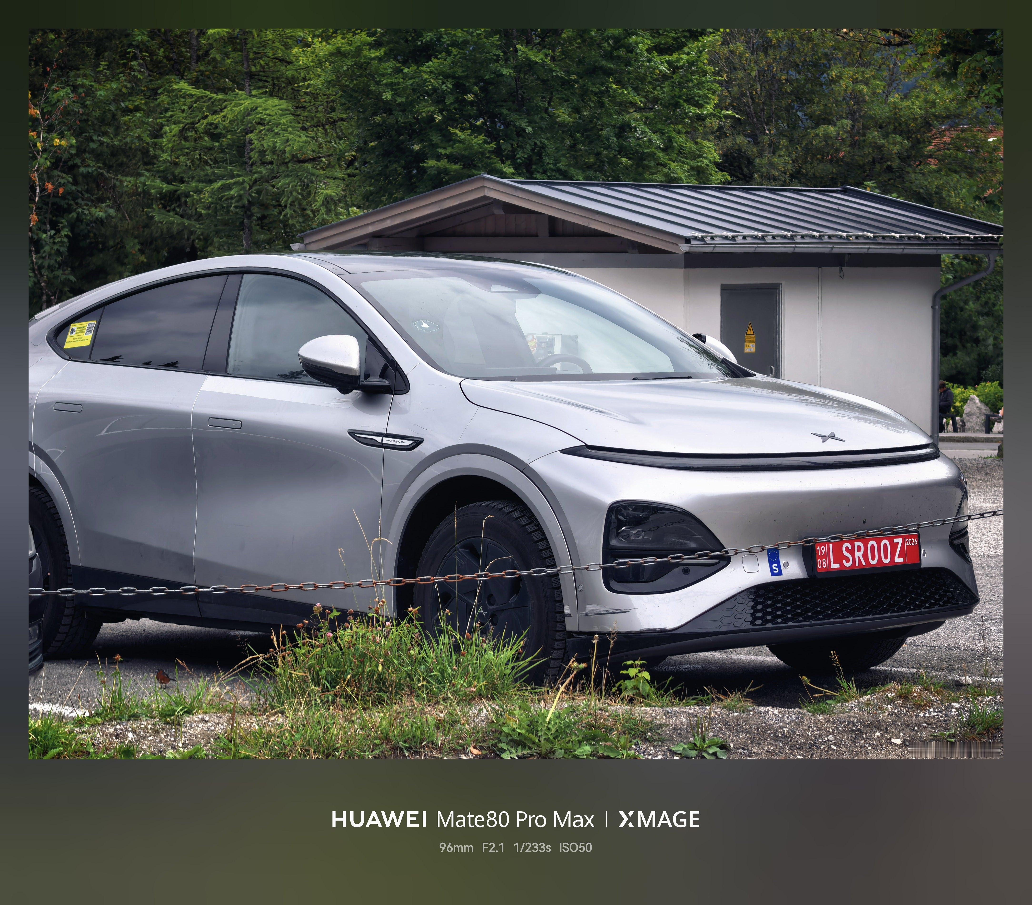 如果用三个词形容小鹏汽车，德国消费者会怎么选？参观小鹏4S店时我又抓着门店销售老