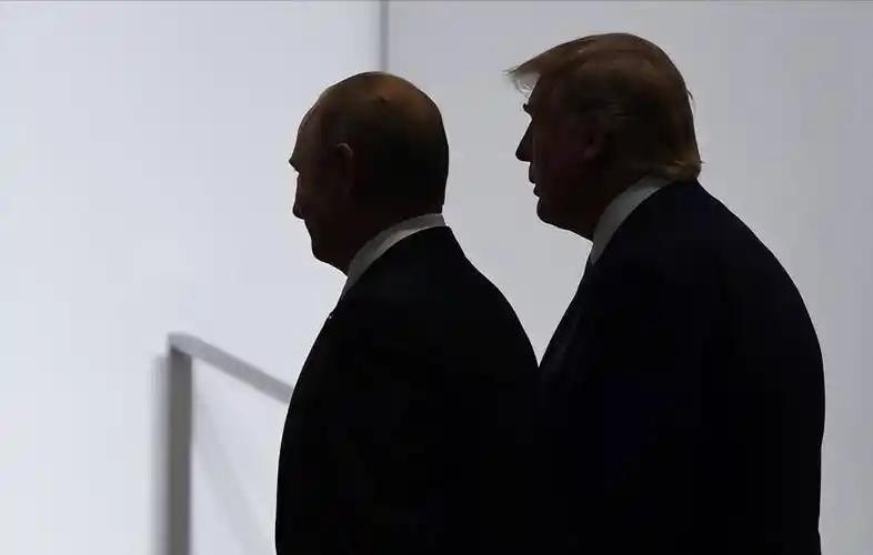 特朗普宣布G7峰会上将重启对俄制裁，霍尔木兹海峡通航恢复后，美国不再需要俄油稳定
