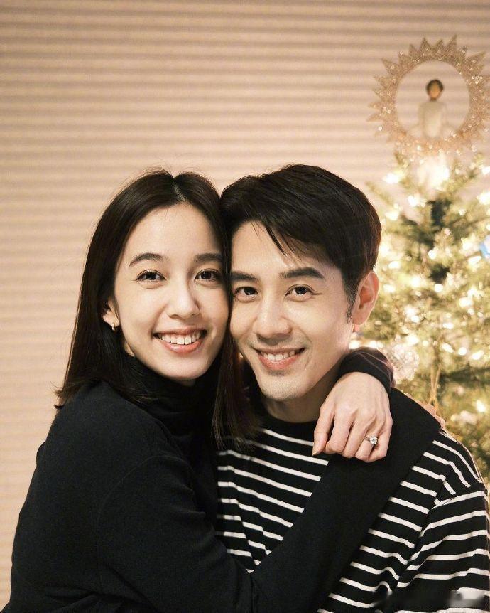 胡宇威陈庭妮喜得千金胡宇威陈庭妮升级了小公主平安到来，恭喜胡宇威与陈庭妮，从此拥