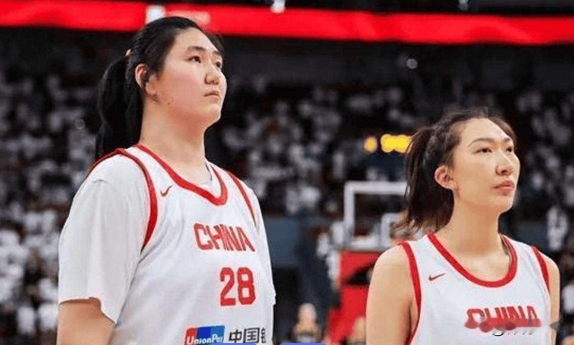 宫鲁鸣说未来中国女篮场上阵容离不开李月汝、张子宇、韩旭，这眼光真准！张子宇优势明