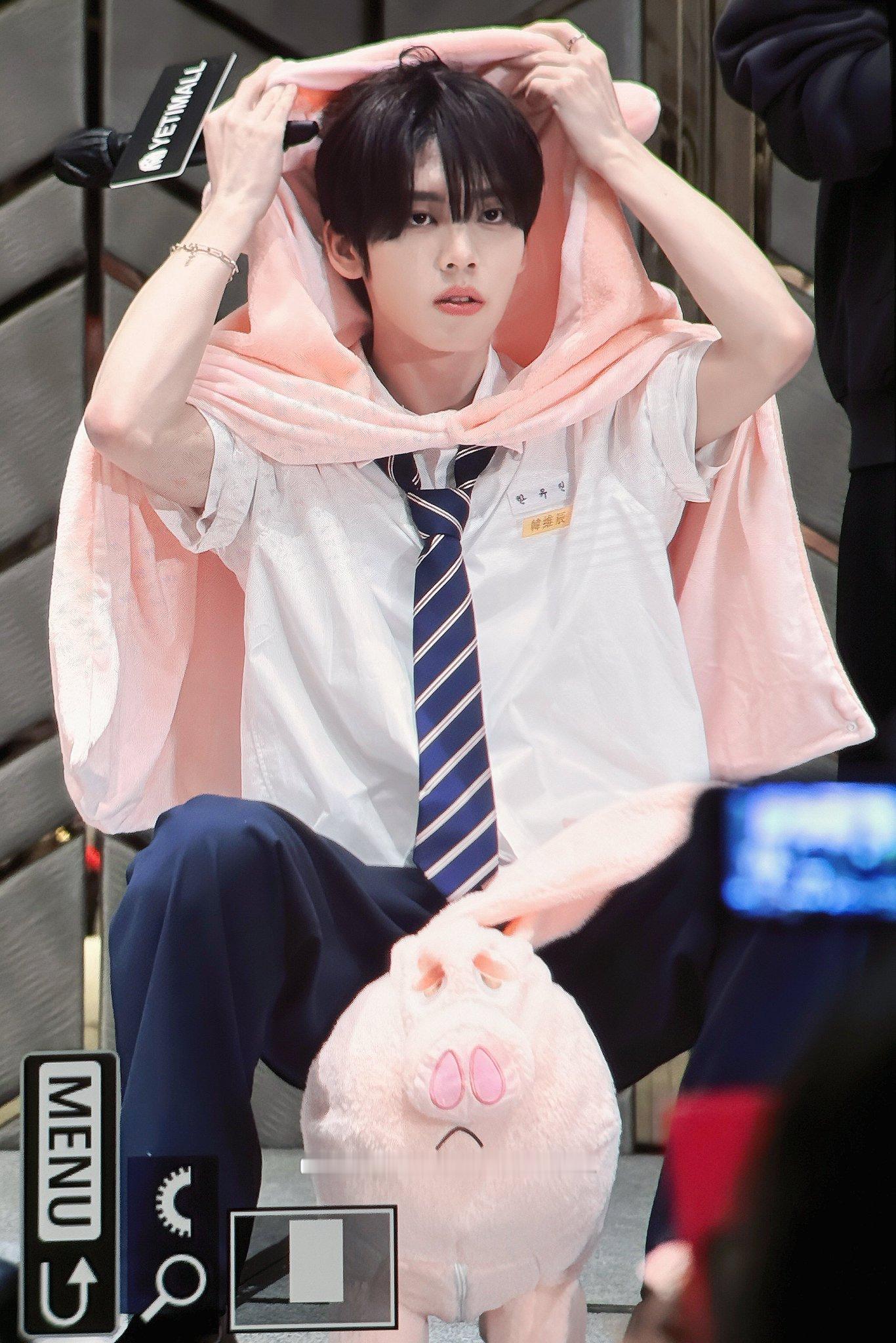 萌猪我了🎀🐽/LuckyzSweet 