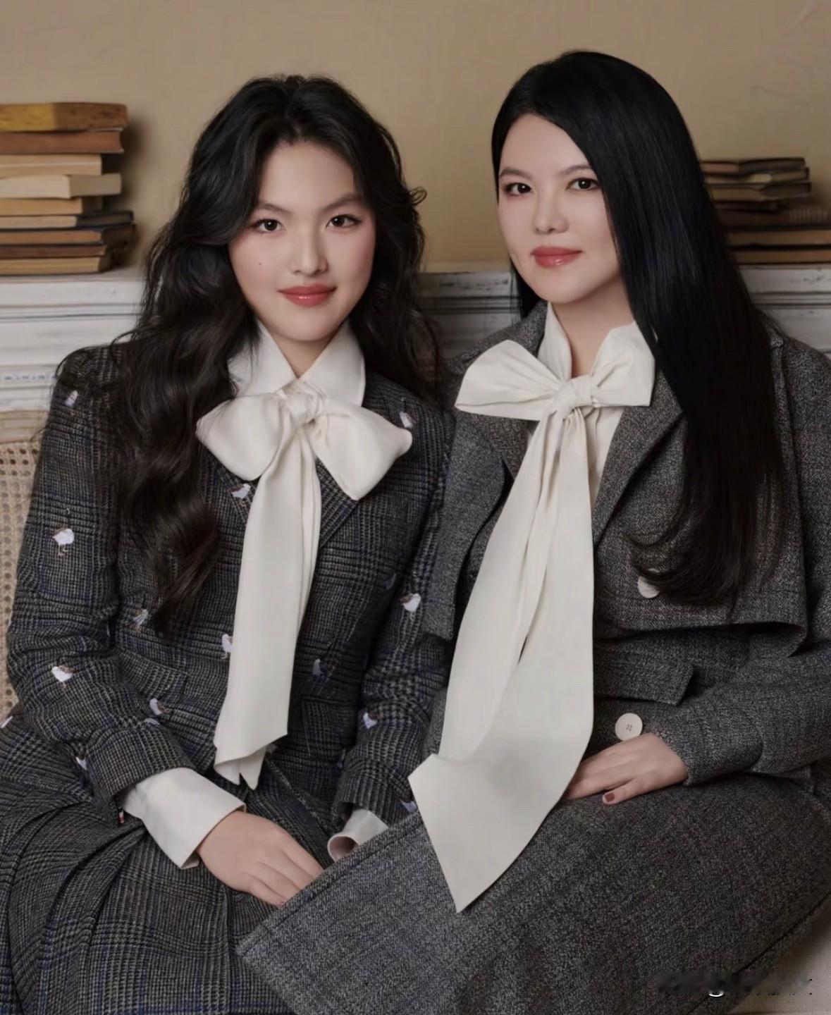 李湘多平台账号被封禁！是单纯的炫富还是？
近几天著名娱乐主持人李湘悄无声息的多平