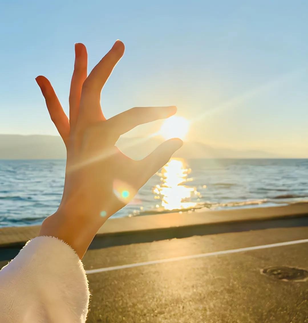 假如这个世界灾难来临，你会怎样？阳台菜盆成了我家的“应急仓”

那天凌晨地震晃醒